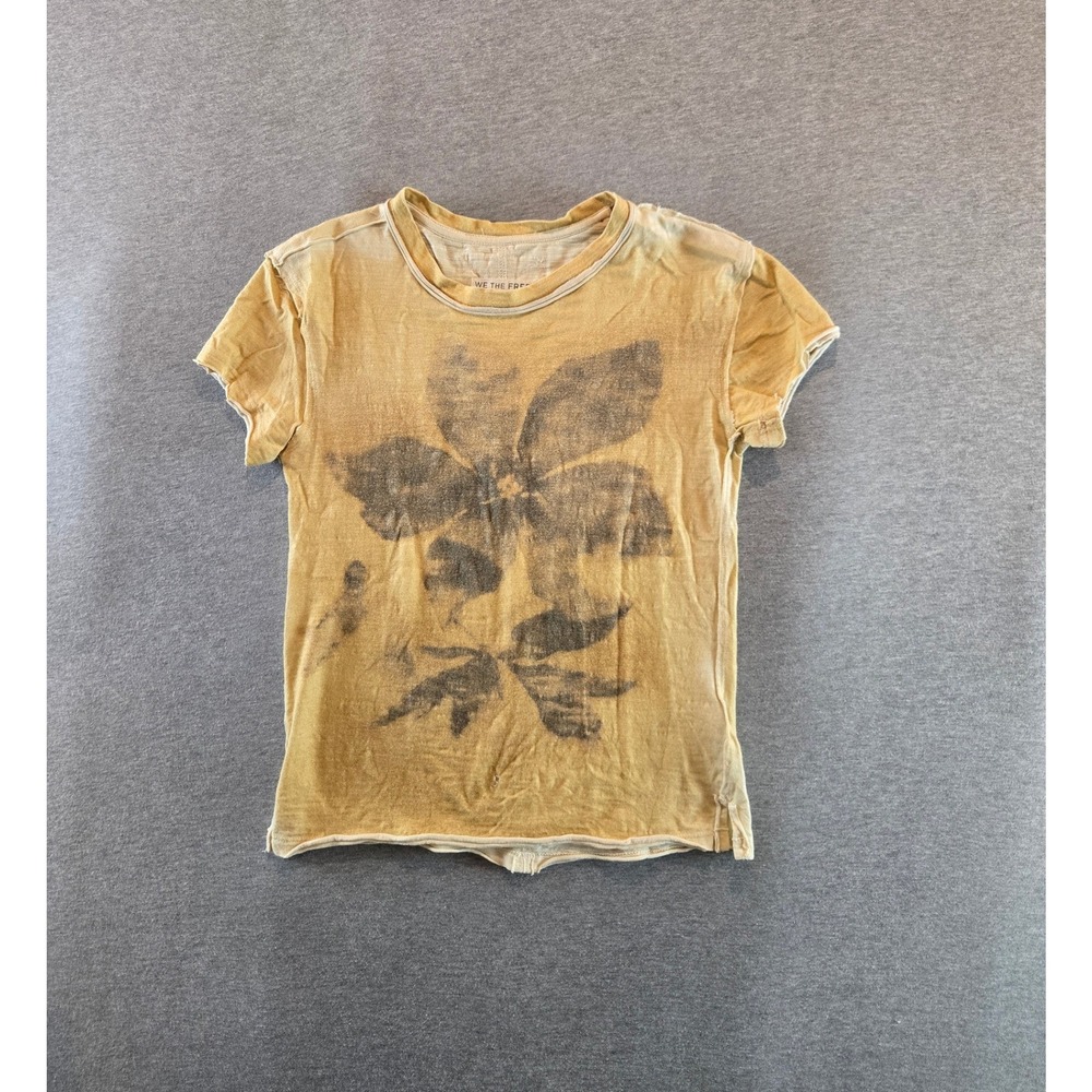 We The Free Graphic Tee Womens XS Yellow Floral Distressed Raw Hem OB2441140